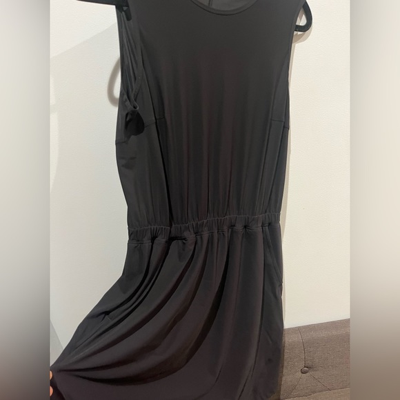 LULULEMON dress - Picture 7 of 7